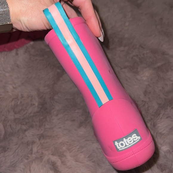 Totes Very Wear pink rubber rain boots size 4/5 youth girls - Picture 5 of 6
